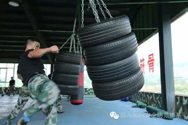 深圳保镖公司搏击战术在实施安全保护时的意义
